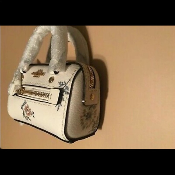 COACH ❤️Satchel Keychain/❤️ - Picture 11 of 15